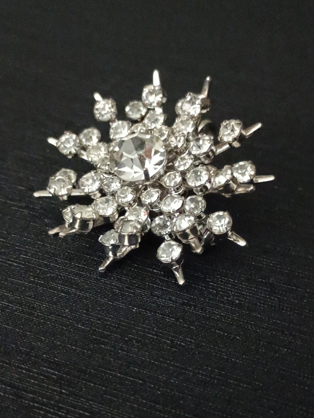 Vintage Crystal Snowflake Brooch -Pendant  Silver Rhinestone Pin